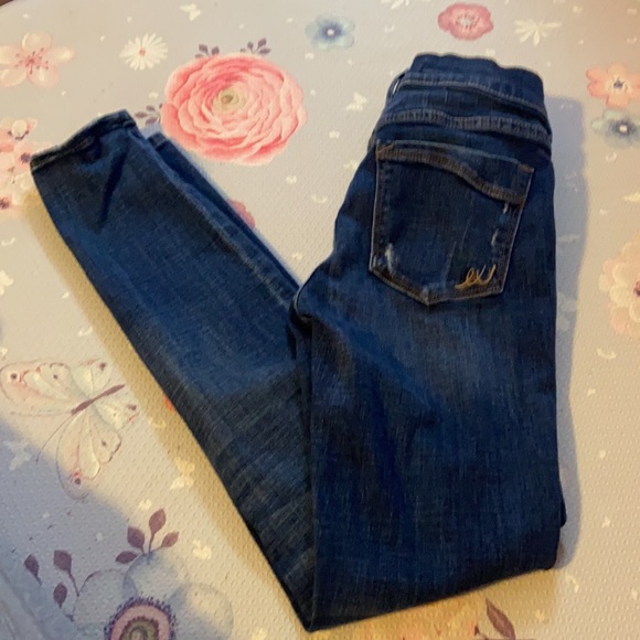 Express Jeans - Picture 2 of 3